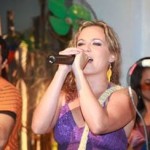 carolina-sabino-canta